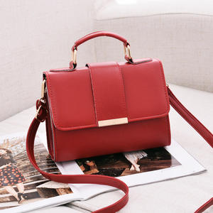 Sac à bandoulière tendance en cuir PU pour femme, sac à main pour femme, création de designer - Product Image 4