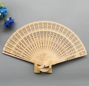 Éventail pliable en bambou, ventilateur de poche, <span class=keywords><strong>Original</strong></span>, fleurs à main en bois, pour décoration de maison - Product Image 5