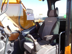 Excavatrice sur chenilles d'occasion Hyundai 220lc-9s d'origine coréenne, moteur Yanmar, pompe à engrenages, roulement, haute efficacité, bon état, en vente - Product Image 5