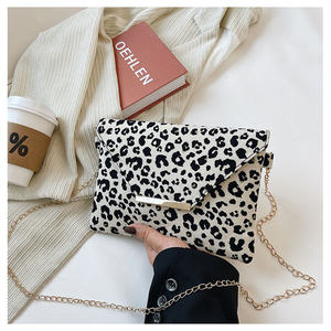 Nueva llegada de las señoras de lujo bolsos cruzados correa de cadena de oro de las mujeres leopardo Cheetah bolsos de mensajero de cuero - Product Image 5