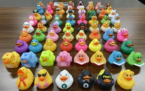 Pink Shower Duck Motorcycle Wolf Black Fire Santa Claus Plastic Floating Pizza Middle Finger Medium Cat Bath Led Rubber Duck