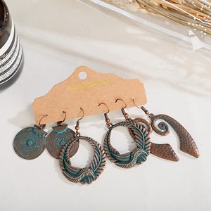 Monili della boemia Dell'annata Orecchino Della Vite Prigioniera <span class=keywords><strong>Set</strong></span> di 3 Coppie Anelli di Orecchio <span class=keywords><strong>Set</strong></span> Nuovo <span class=keywords><strong>Argento</strong></span> Antico Foglie Designer Ciondola Gli <span class=keywords><strong>Orecchini</strong></span> del Gancio <span class=keywords><strong>Set</strong></span> - Product Image 4