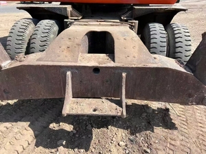 Excavatrice sur chenilles hydraulique Doosan DH210W-7 d'occasion à prix raisonnable en promotion, dotée d'un moteur à prix réduit et d'éléments essentiels à bas coût - Product Image 5