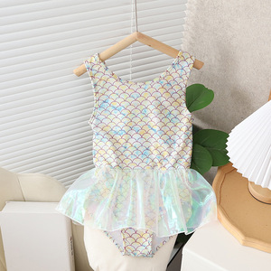 Nuovo costume da bagno estivo per bambine principessa stile sirena - Product Image 3