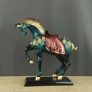 2021商务新年礼物热卖办公室装饰收藏马雕像受欢迎