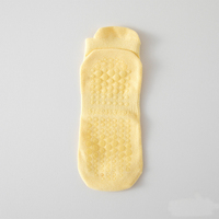 Accueil Pilates Chaussettes Femmes Antidérapantes Yoga Crew Chaussettes Sport Grip Chaussettes