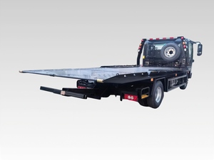 Un camion de <span class=keywords><strong>remorquage</strong></span> à plateau peut secourir les véhicules qui ont échoué sur le côté de la route <span class=keywords><strong>en</strong></span> raison d'accidents. - Product Image 4