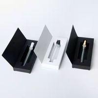 Boîtes cadeaux en papier personnalisées de luxe, grandes, premium, à fermeture à rabat, noires, embossées, en matériaux recyclés, avec laminage mat