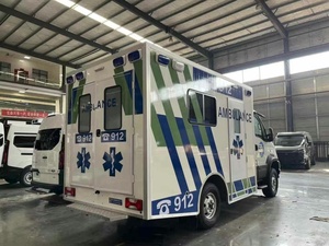 รถพยาบาลฉุกเฉิน I-Veco Daily 4x4 ขับเคลื่อนสี่ล้อ สำหรับการปฏิบัติการในพื้นที่ห่างไกล รุ่นใหม่ล่าสุด - Product Image 4