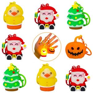 Porte-clés lumineux LED festif |   Père Noël, citrouille et sapin de Noël mignons en 3D |   Jouet anti-stress écologique - Product Image 4