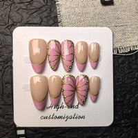 Presse à ongles sculptée à la main de qualité d'exportation Nouveaux ongles gothiques à imprimé floral et animal français Amande Ensemble d'ongles de luxe amovibles