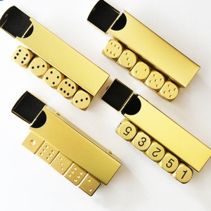 JUST in CASE Jeu de dés métalliques à 6 faces pour D&D avec alliage d'aluminium et boîte de rangement pour présentation uniquement Modèle 77787 - Product Image 3