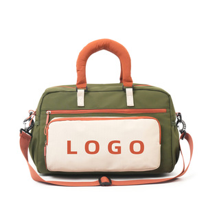 Sac de voyage court en nylon résistant à l'usure avec logo imprimé pour hommes et femmes, sac de sport portable avec sangle détachable - Product Image 1