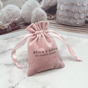 Pochette à bijoux en velours rose de luxe avec cordon de serrage, sac de rangement en flanelle douce pour bijoux, sac cadeau en daim avec logo personnalisé et ruban - Product Image 4