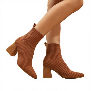 Nuevos Botines de Mujer con Tacón Grueso y Punta en Pico, Color Marrón, Estilo Moderno y Atrevido, Botines de Punto Elástico hasta el Tobillo, Suela de Goma - Product Image 2