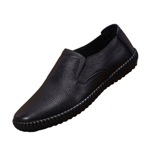 Chaussures décontractées pour hommes en cuir de vache véritable, à enfiler, bout rond, semelle souple en caoutchouc, style marche - Product Image 4