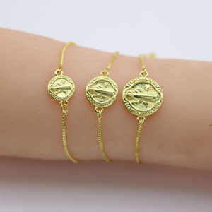 BM1196 Dainty 18K Gold St Benedict <span class=keywords><strong>San</strong></span> <span class=keywords><strong>Benito</strong></span> <span class=keywords><strong>Abad</strong></span> Protección Amuleto Bolo Pulseras de cadena ajustables para mujer Joyería Católica - Product Image 1