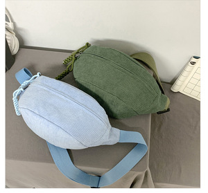 <span class=keywords><strong>Sac</strong></span> banane de poitrine et bandoulière OEM en velours côtelé imperméable avec fermeture éclair, style rétro, pour voyage, extérieur, sport, pratique et personnalisable - Product Image 6