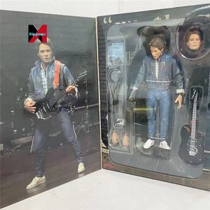 Figurine de collection Marty McFly avec guitare du film Retour vers le futur, modèle en plastique - Product Image 2