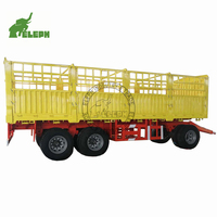 Remorque complète pour stockage et transport de bétail avec barres de protection et barres de traction