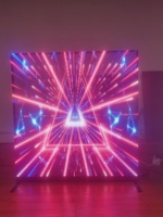 Display LED transparan dalam ruangan kecerahan tinggi Poster Digital berdiri dengan Panel jaring LED tidak terlihat