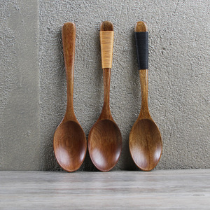 Cuillères en bois laqué de style japonais, 18 cm, grande taille, vente en gros. - Product Image 2