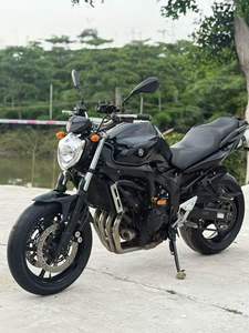 Yamaha FZ6N King: Prestazioni Ottimali, EFI, Raffreddamento a Liquido, 600cc, Controllo Flessibile, Modifica del Suono di Scarico, Colore Invincibile - Product Image 3
