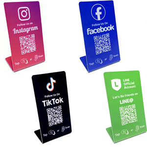 Espositore Personalizzato per Recensioni Google sui Social Media con <span class=keywords><strong>Codice</strong></span> <span class=keywords><strong>QR</strong></span> e Chip NFC Contactless - Product Image 2