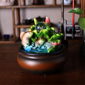 น้ำพุลูกแก้วคริสตัลฮวงจุ้ยพร้อมปลาและดอกบัว เครื่องเพิ่มความชื้นในอากาศสำหรับตกแต่งห้องนั่งเล่นและโต๊ะทำงาน - Product Image 1