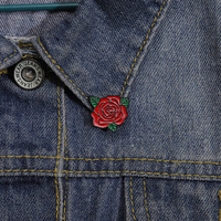 Großhandel Metall-Anstecknadeln Niedliche Rote Rosen-Broschen Souvenir Emaille-Pins Mädchen-Dekorationsabzeichen für Kleidung auf Lager