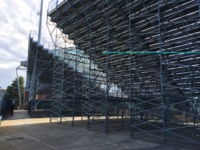Structure de sport et de divertissement CETA préfabriquée, série 2M/1, en acier S235 JR galvanisé à chaud, durable, toutes saisons, simple et auto-verrouillante