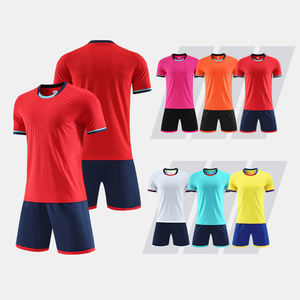 Einfarbiges Fußballverein-Trikot-Set Atmungsaktive Polyester Sublimierte Sportbekleidung Trainingsanzüge Fußballtrikot - Product Image 2