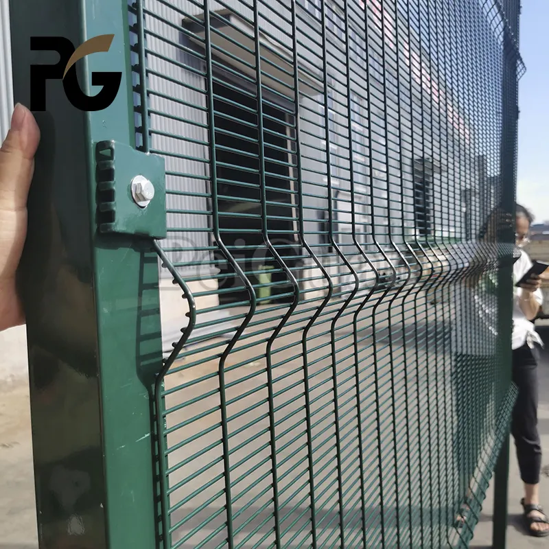 Clôture de sécurité Anti-escalade en fil d'acier galvanisé, clôture de sécurité surdimensionnée en poudre, fil 358