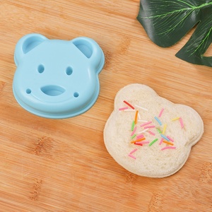 Creative DIY Children's Cartoon Bread Cutter <b>Bear</b> Sandwich Mold Plastic Cross-Border Toast Cutter - Product Image 5