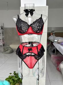 All'ingrosso Set di Lingerie di pizzo Sexy per donne da donna ricamato reggiseno all'uncinetto e biancheria intima alla moda - Product Image 6