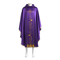 Chasuble Catholique Unisexe en Polyester Mat Brodé Or, Faite à la Main, Prête à l'Expédition, pour Pasteurs et Prêtres, Utilisation Toutes Saisons, Idéale pour la Cérémonie et le Cosplay