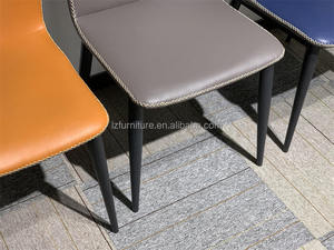 Silla de Comedor de Cuero Moderna y Lujosa con Respaldo Ajustable y Extensible, Color Personalizable - Muebles para el Hogar - Product Image 5