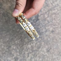 Bracelet tendance et luxueux en émail fin de 0,6 mm avec motif floral, incrustations de strass et motif ajouré pour femme - Vente en gros