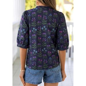 Chemise à fleurs pour femmes, manches courtes, col en V, style bohème, en mousseline de soie respirante, pour le printemps et l'été, décontractée, à porter tous les jours - Product Image 4