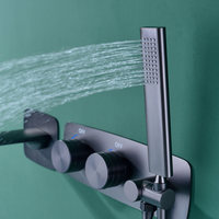 Nouveau design italien de forme ovale pistolet en métal mural encastré baignoire robinet de douche et mélangeur avec robinet de cascade