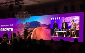 P3.91 lớn trở lại sân khấu trang trí nền cho thuê hiển thị cho thuê <span class=keywords><strong>video</strong></span> Tấm tường trong nhà Màn hình <span class=keywords><strong>LED</strong></span> cho thuê <span class=keywords><strong>LED</strong></span> hiển thị - Product Image 5