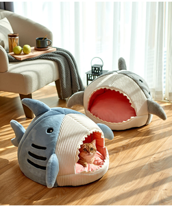 Cama para Gatos con Diseño de Tiburón, Cueva para Mascotas de Terciopelo Cristalino Extraíble y Lavable, Casa Portátil para Gatos y Perros Pequeños, para Interiores y Exteriores - Product Image 6