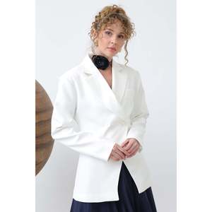 Blazer Elegante Color Crudo con Botones Delanteros para Mujer, Marca Soul, Estilo Clásico para Oficina y Uso Diario, Tallas S-L Versátiles - Product Image 4