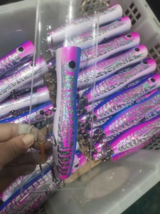 Señuelo de Pesca de Arrastre en Alta Mar para <span class=keywords><strong>Marlin</strong></span> y Atún, Señuelo de Pesca de Fondo con Cola de <span class=keywords><strong>Marlin</strong></span> - Product Image 2