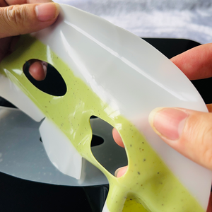 قناع ورق عضوي نباتي مضاد للشيخوخة لتبييض حمض الهيالورونيك مملوء بفيتامين C وخلاصة الحليب لتفتيح البشرة وترطيب البشرة - Product Image 3