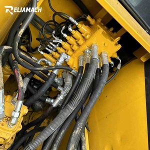 Excavadora Usada KOMATSU 130-8, Modelo 2023, 495 Horas, Duradera y Económica, para KOMATSU - Product Image 4