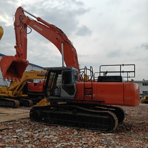 Excavadora de cadenas Hitachi Zaxis 450 color naranja, equipo de construcción de alta resistencia - Product Image 6