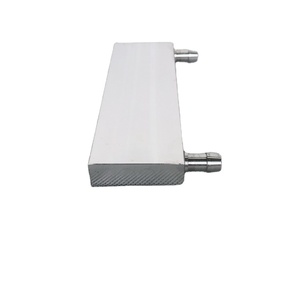 Bloque de refrigeración por agua de radiador de <span class=keywords><strong>CPU</strong></span> de aluminio de 40*120*12mm para enfriador de agua líquida ventiladores de disipador de calor y producto de refrigeración - Product Image 1