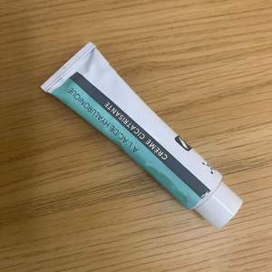 ครีมไฮยาลูโรนิคแอซิด Ialusset จากฝรั่งเศส ขายดี มีสินค้าในสต็อก ช่วยเติมความชุ่มชื้นและต้านเชื้อแบคทีเรีย ลดรอยแผลเป็นและรักษาอาการไหม้ - Product Image 2