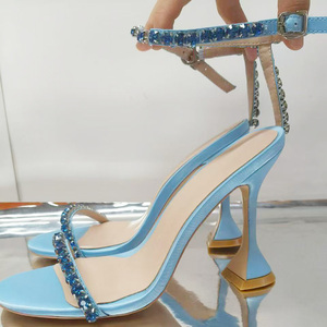 Sandalias de tacón alto de satén para mujer, con una sola tira, para verano, con diamantes de imitación brillantes, correa al tobillo, zapatos de vestir tipo stiletto - Product Image 6
